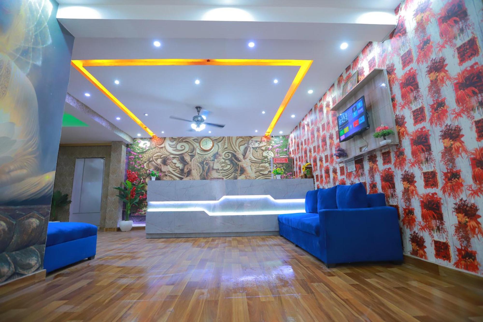 Oaks Inn Plaza Delhi Airport ニューデリー エクステリア 写真
